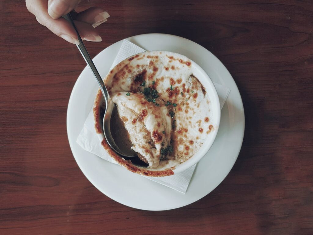 Zelf uiensoep maken als een Franse chef