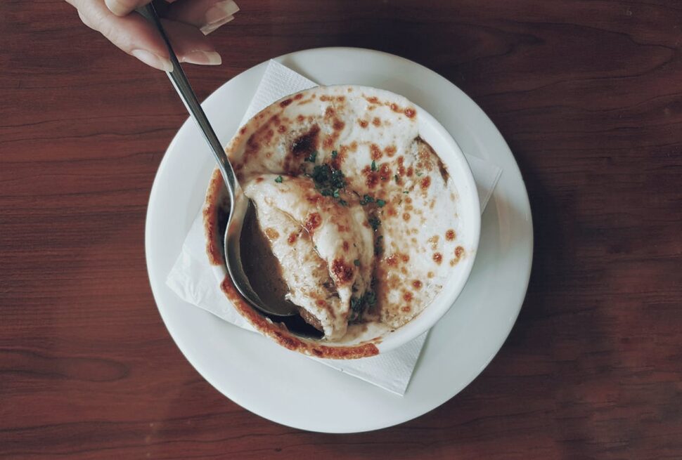 Zelf uiensoep maken als een Franse chef